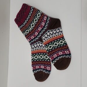 NWT Tutu-Anna Womens Colorful Fair Isle Design Warm & Comfy Crew Knit Socks